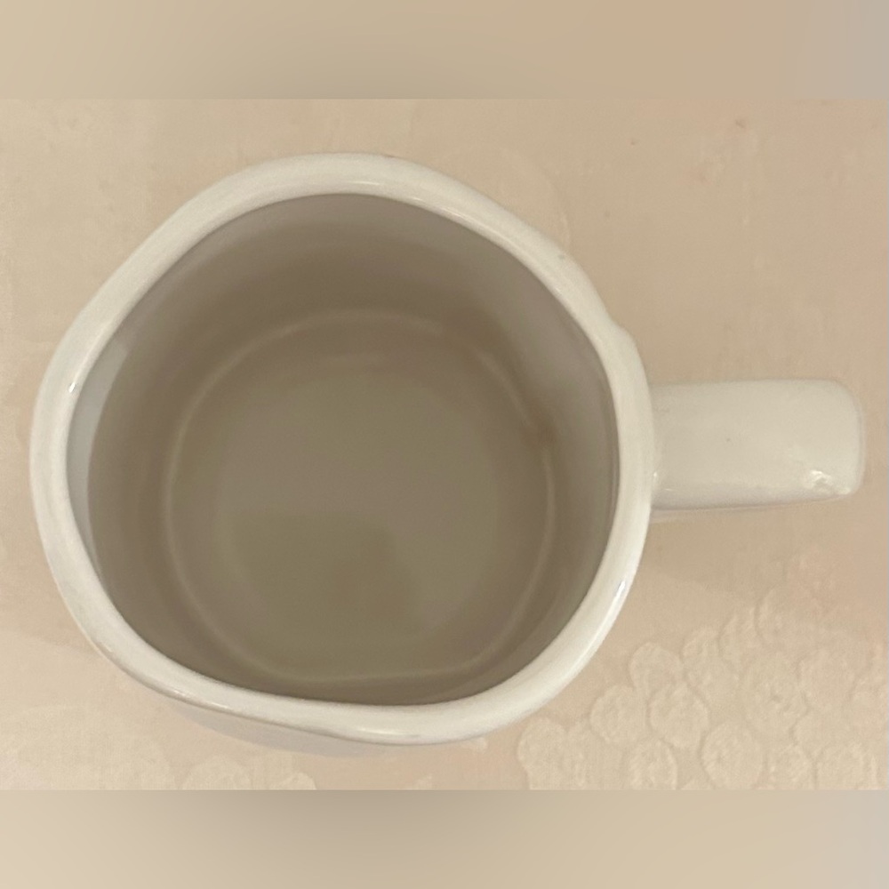 White ‘Hello’ Rae Dunn Mug - Picture 3 of 3
